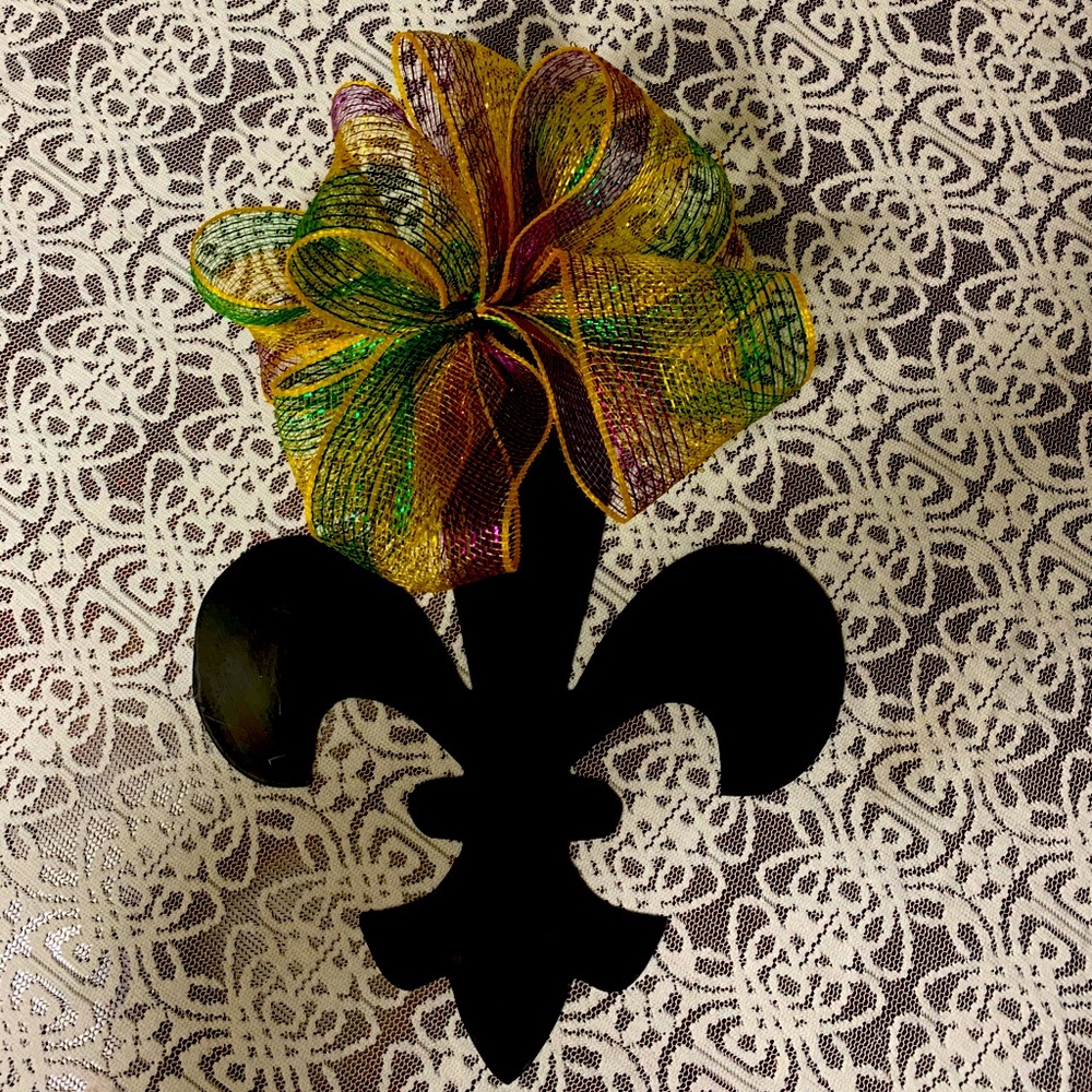 Metal Fleur-de-lis